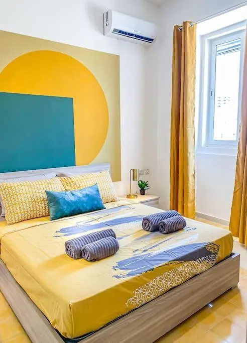 Апартаменты Moonstone Manor 3- Sliema Strand, Gzira 0*,