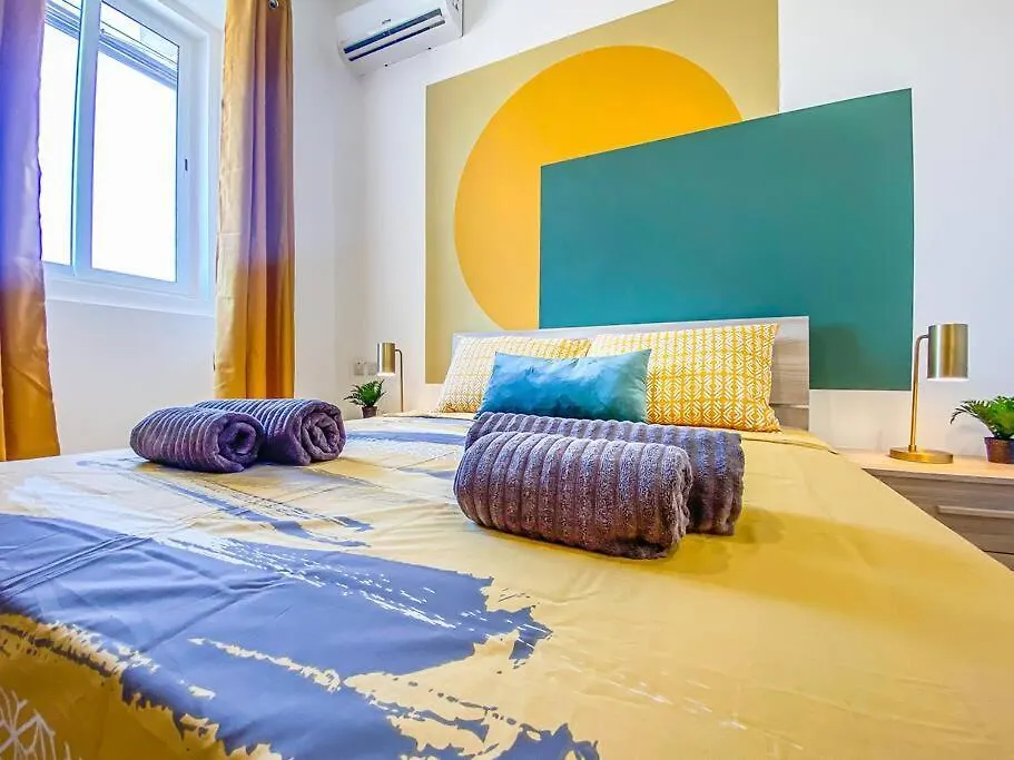 Апартаменты Moonstone Manor 3- Sliema Strand, Gzira