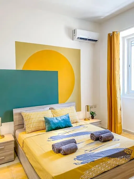 Moonstone Manor 3- Sliema Strand, Gzira Lägenhet