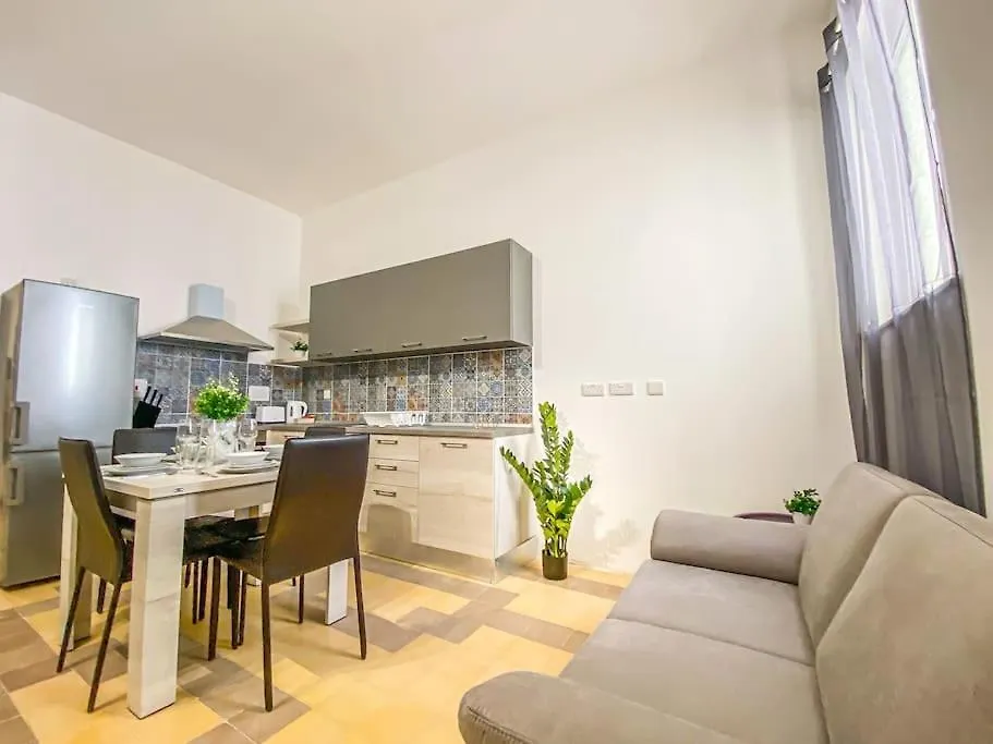 Moonstone Manor 3- Sliema Strand, Gzira Lägenhet